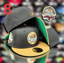 Load image into Gallery viewer, Houston Astros Sand/Bk 2T/Olive UV
