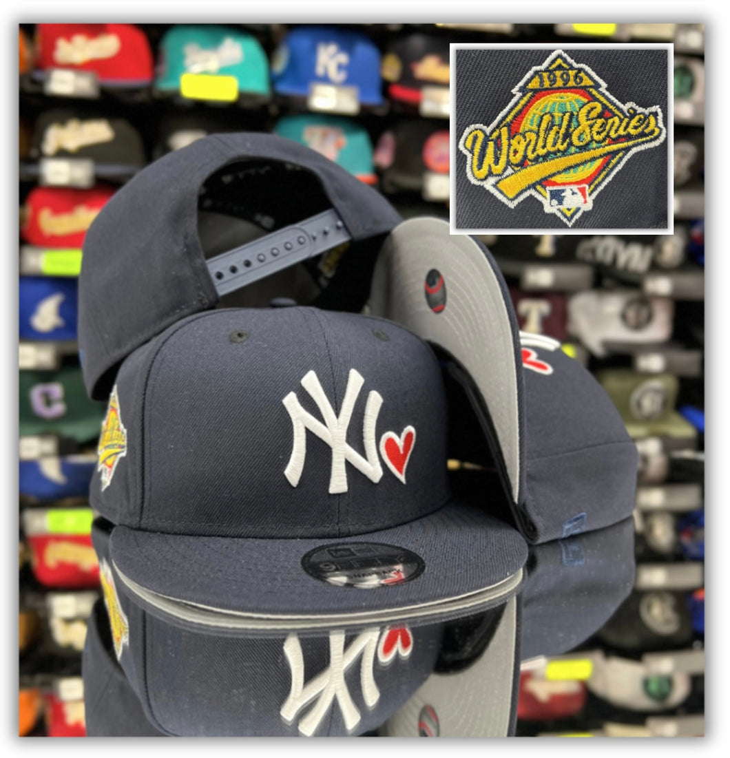 New York Yankees Navy-Heart Logo-Snapback