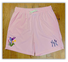 Load image into Gallery viewer, New York Yankees Blooming Pink Shorts
