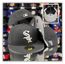 Load image into Gallery viewer, Chicago White Sox Bk/Grey UV(Classic-Wh Band)
