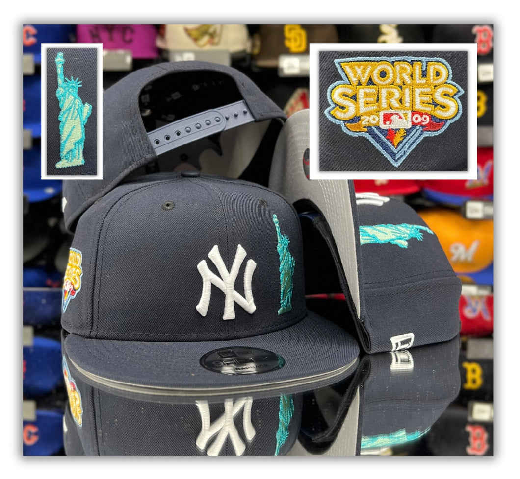 New York Yankees Navy-Statue of Liberty-09 Patch-Snapback
