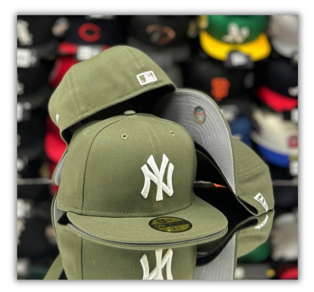 New York Yankees Olive/Gray UV