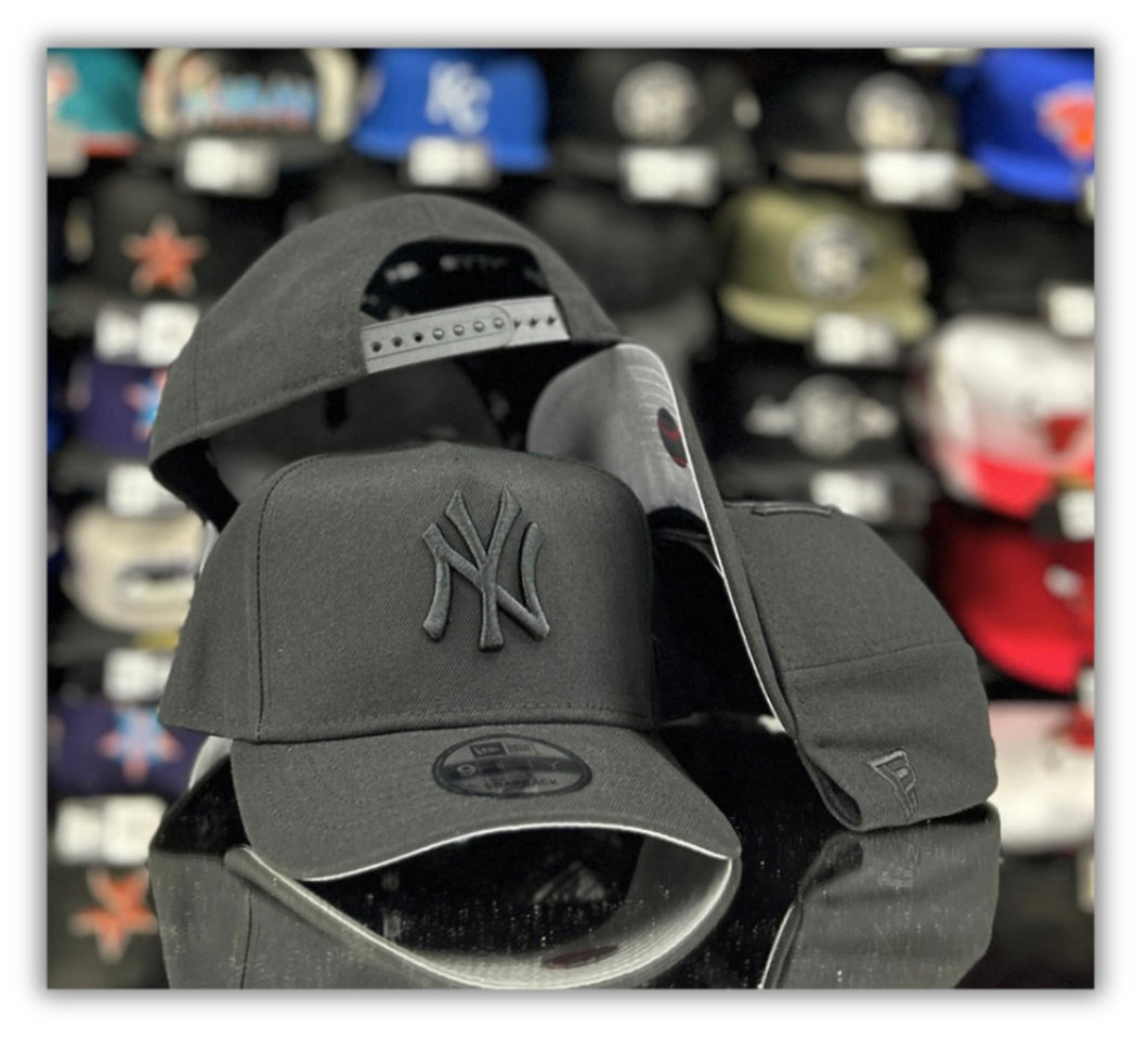 New York Yankees BOB-AFrame Snapback