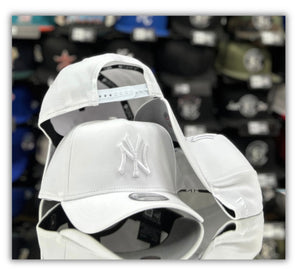 New York Yankees WOW-AFrame Snapback