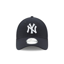 Load image into Gallery viewer, New York Yankees MLB The League 9Forty Adjustable Game (Navy)
