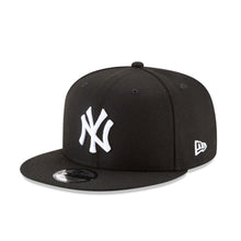 Load image into Gallery viewer, New York Yankees MLB Basic 9Fifty Snapback (Black/White)
